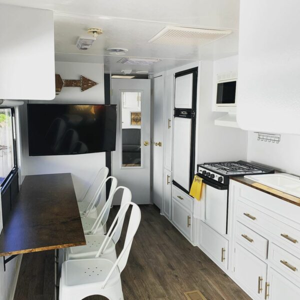 20 Skinny Dining Tables To Fit Those Small RV Spaces – LoveThatRV