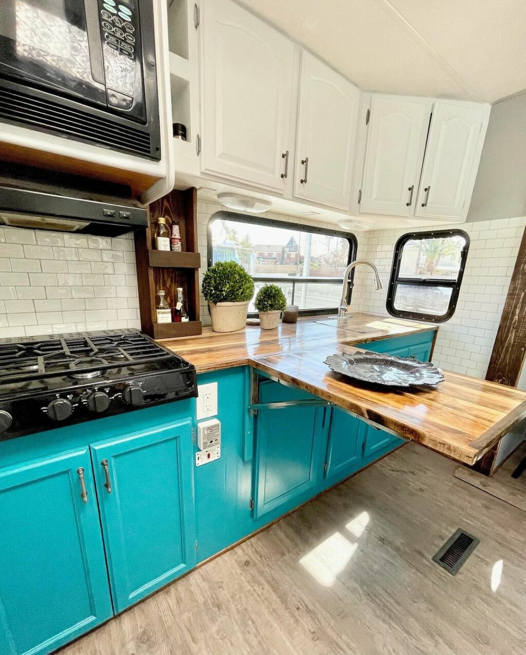 Flip-Up RV Kitchen Countertop Extensions – LoveThatRV