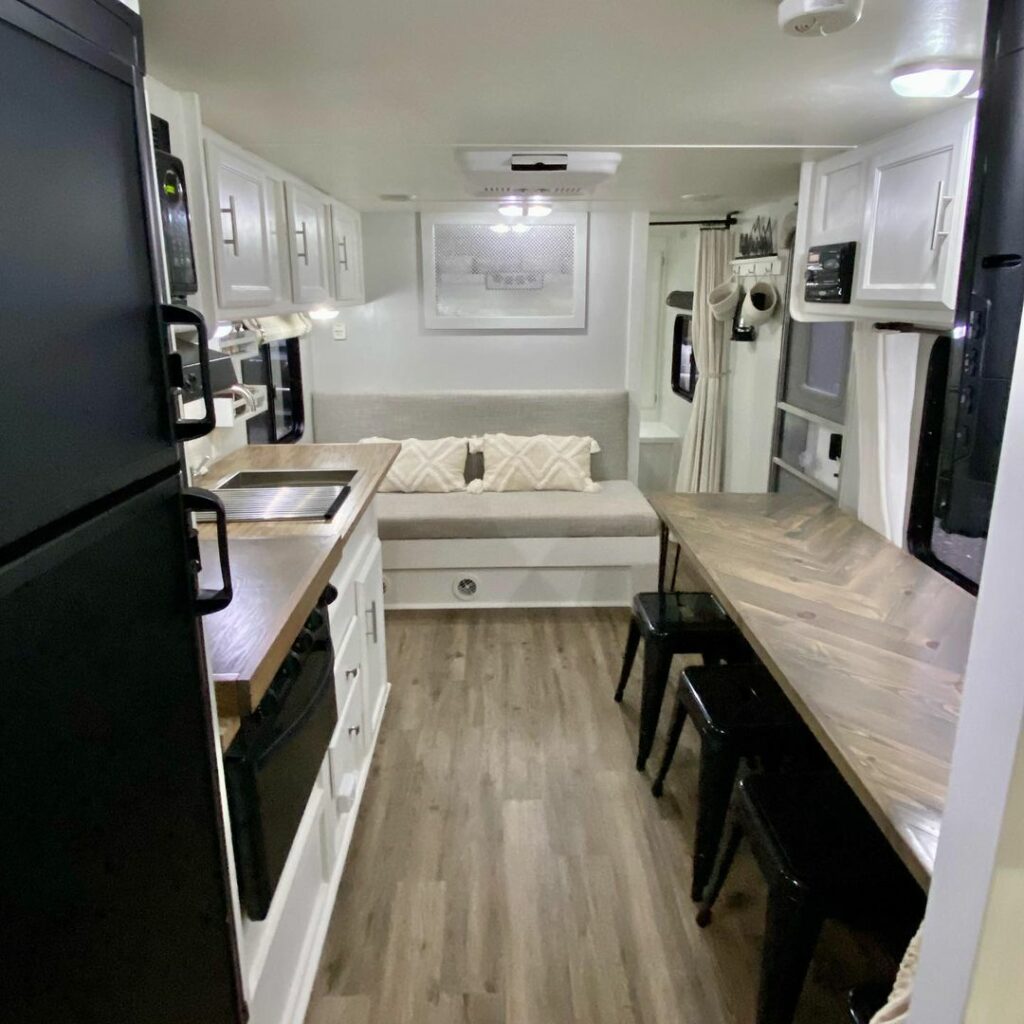 20 Skinny Dining Tables To Fit Those Small RV Spaces – LoveThatRV