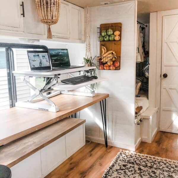 18 Creative RV Office Set-Ups To Inspire You To Travel Full-Time ...