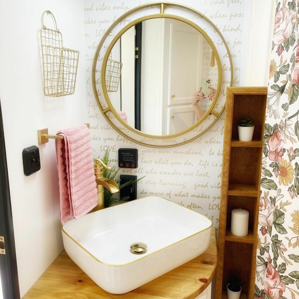 Stunning RV Bathroom Mirrors – LoveThatRV